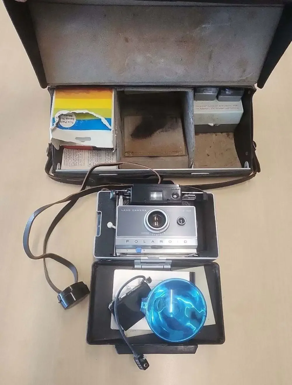 Vintage Polaroid Automatic 100 Land Camera Carry Case, Flash, Etc. NOT TESTED!